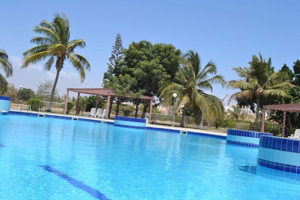 Hamdan Plaza Hotel Salalah, An Htg Hotel Ngoại thất bức ảnh